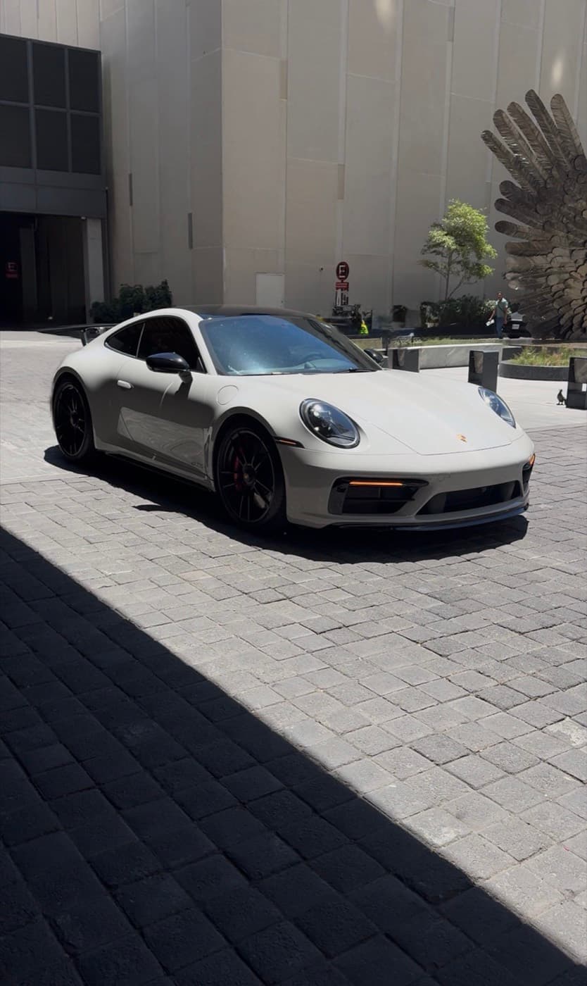 Porsche 911 Carrera 4 GTS 2024 - 17