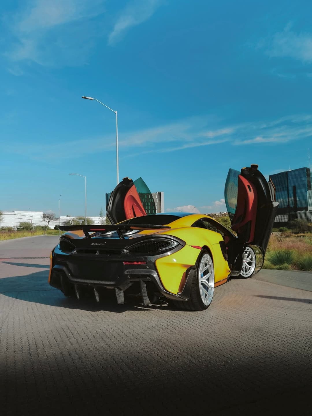 McLaren 570S Kit 600LT Carbon