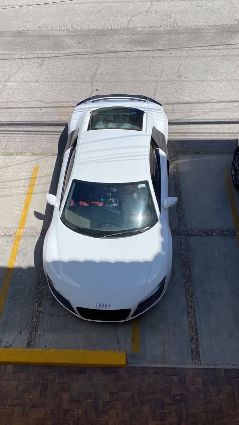 Audi R8 V10 2011 - 3