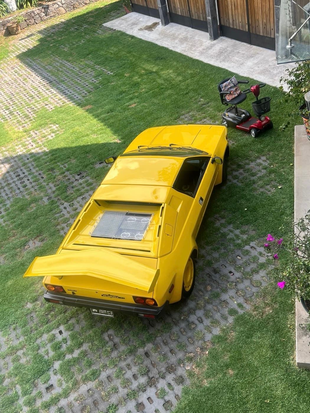 Lamborghini Jalpa (1/7) 1988 - 7
