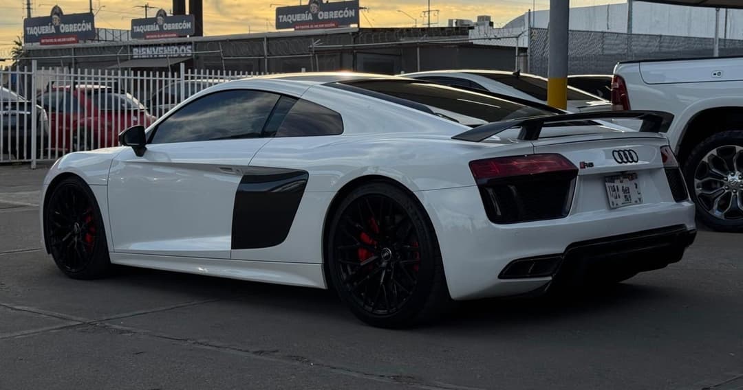 Audi R8 V10 Plus 2017 - 14