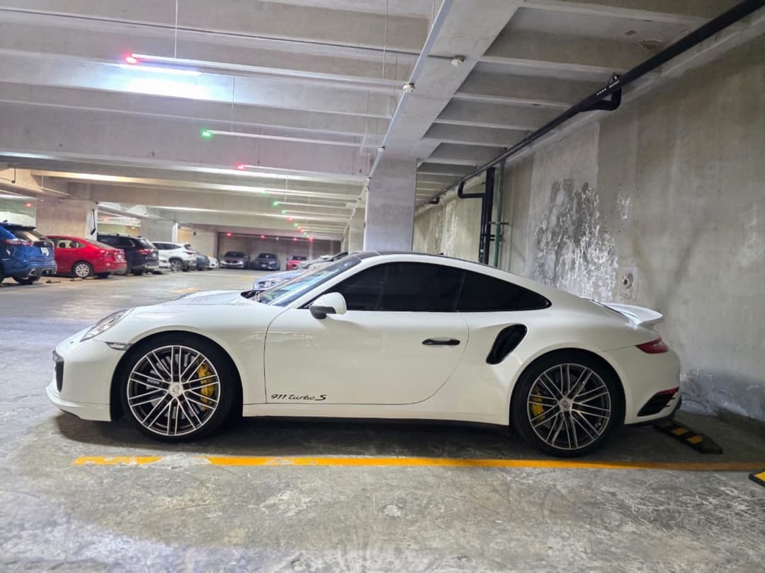 Porsche 911 Turbo S 2019 - 5
