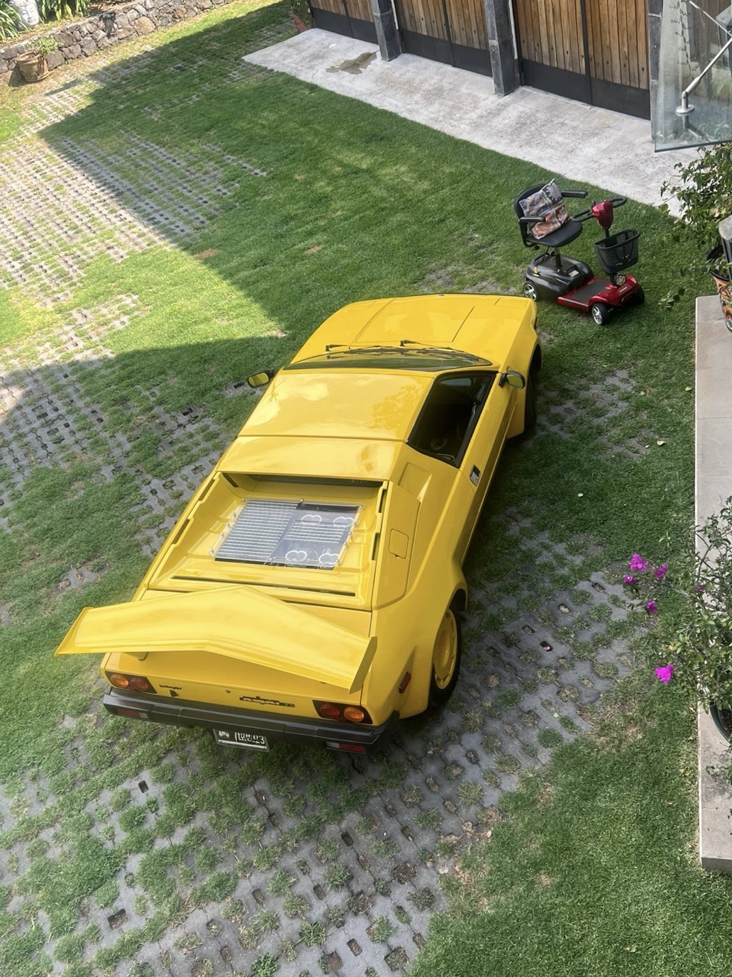 Lamborghini Jalpa (1/7) 1988 - 7