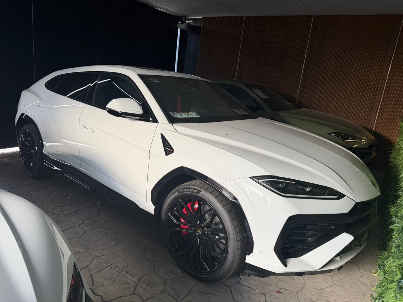 Lamborghini Urus SE 2026 - 4