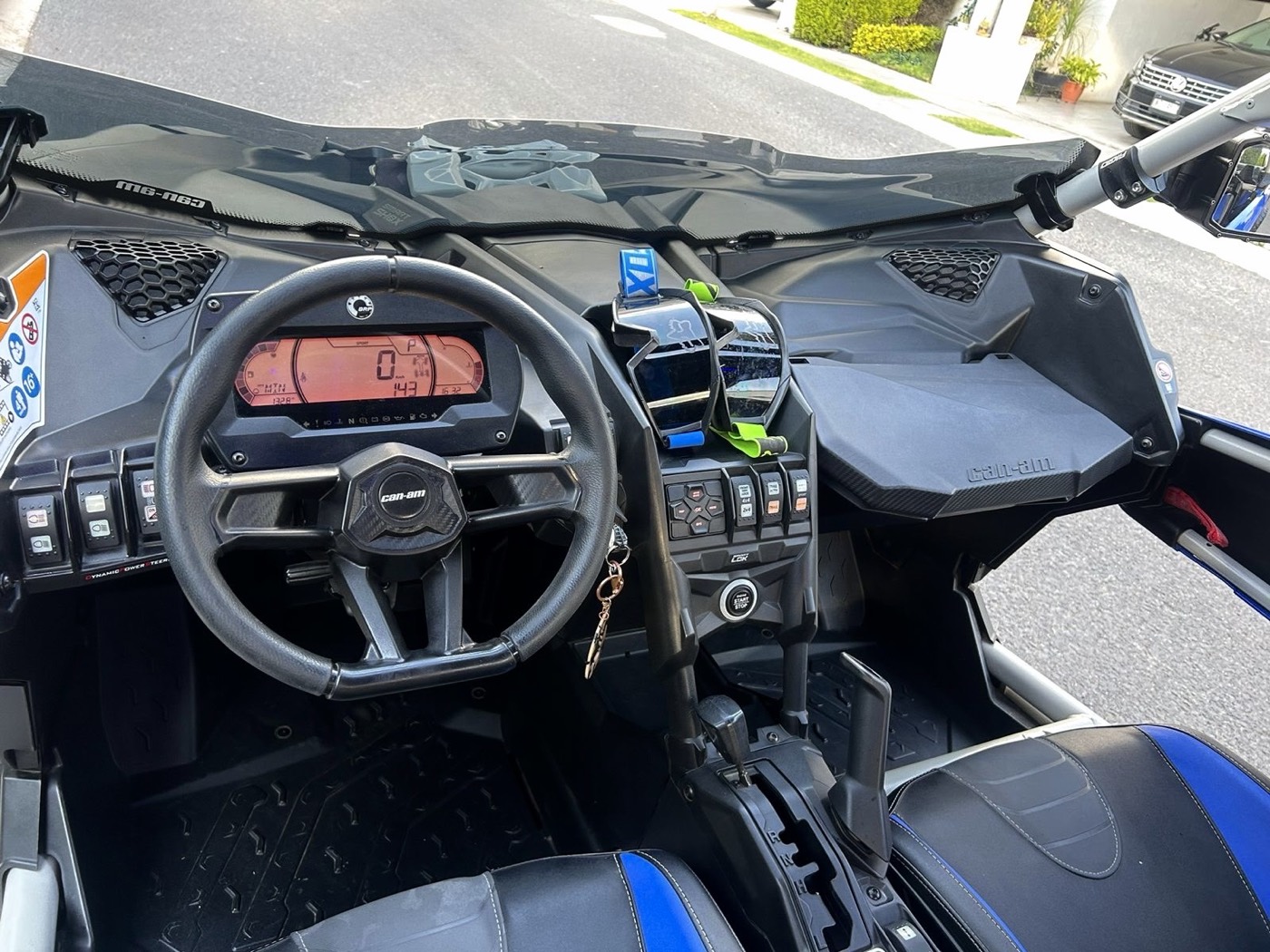 Can-Am Maverick X3 Turbo RR 2023 - 4