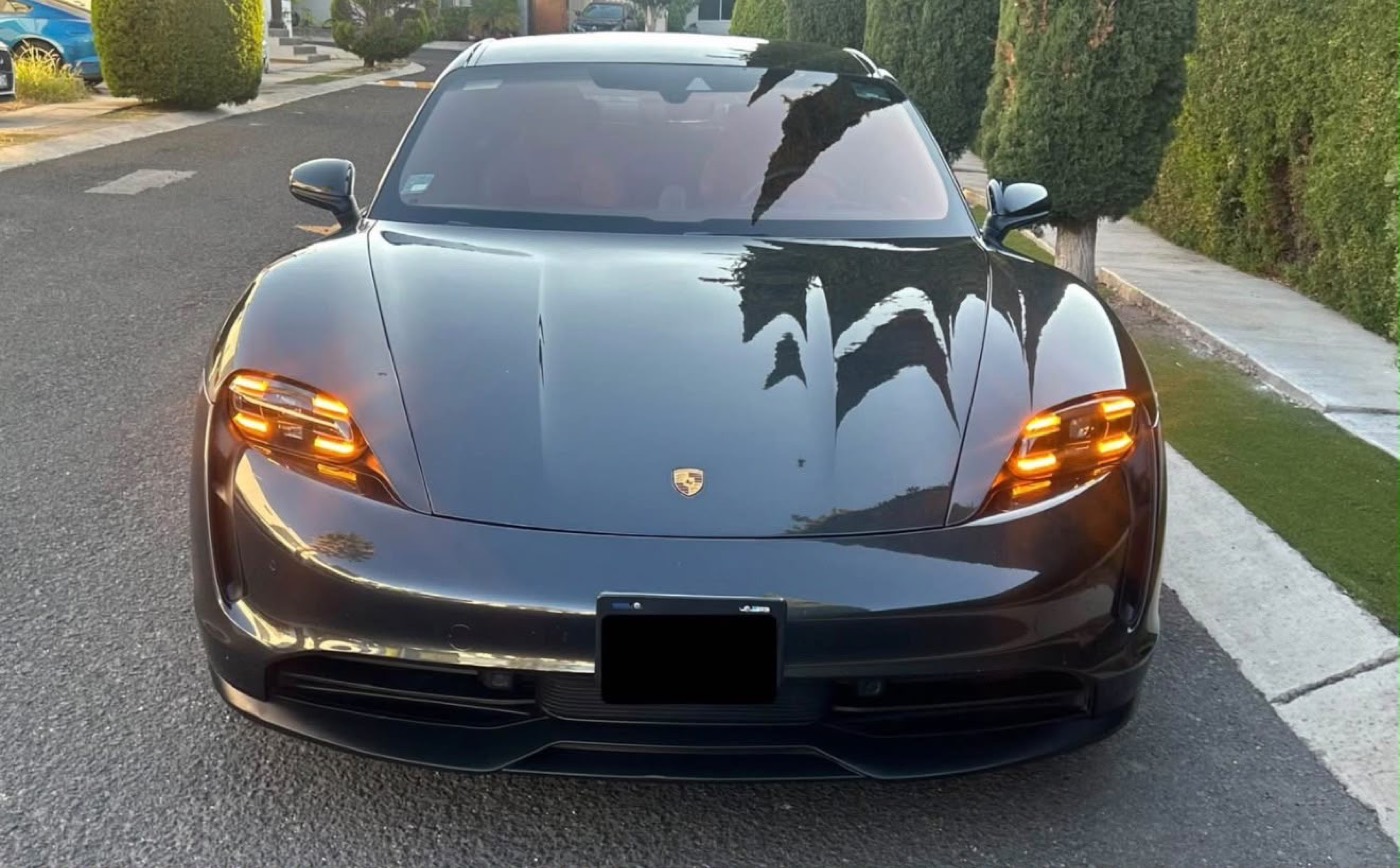 Porsche Taycan 4S 2021