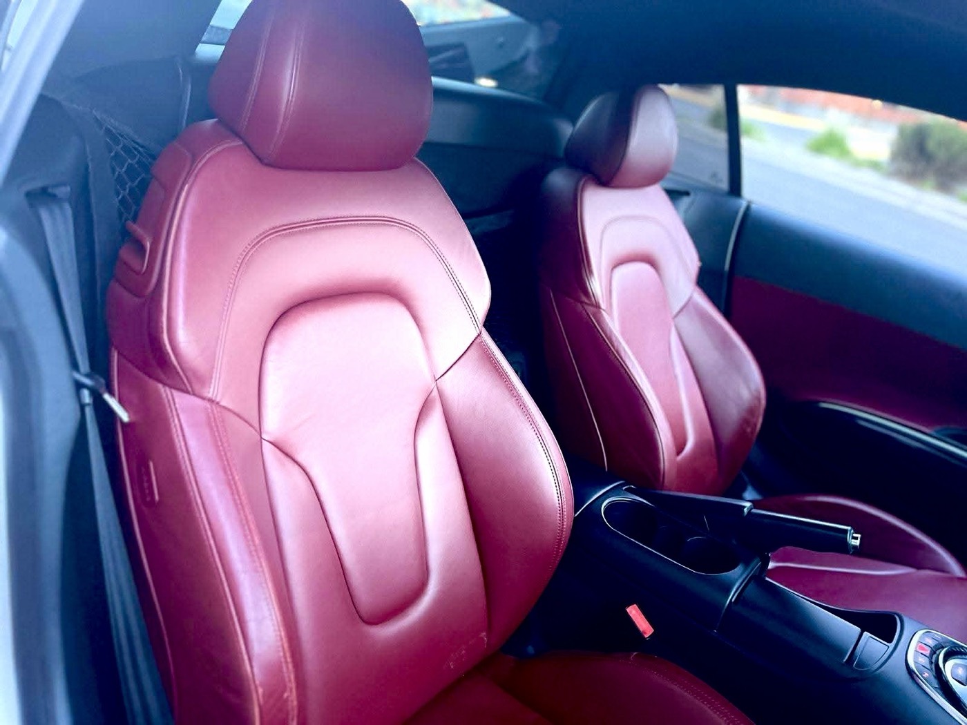 Audi R8 V10 2011 - 4