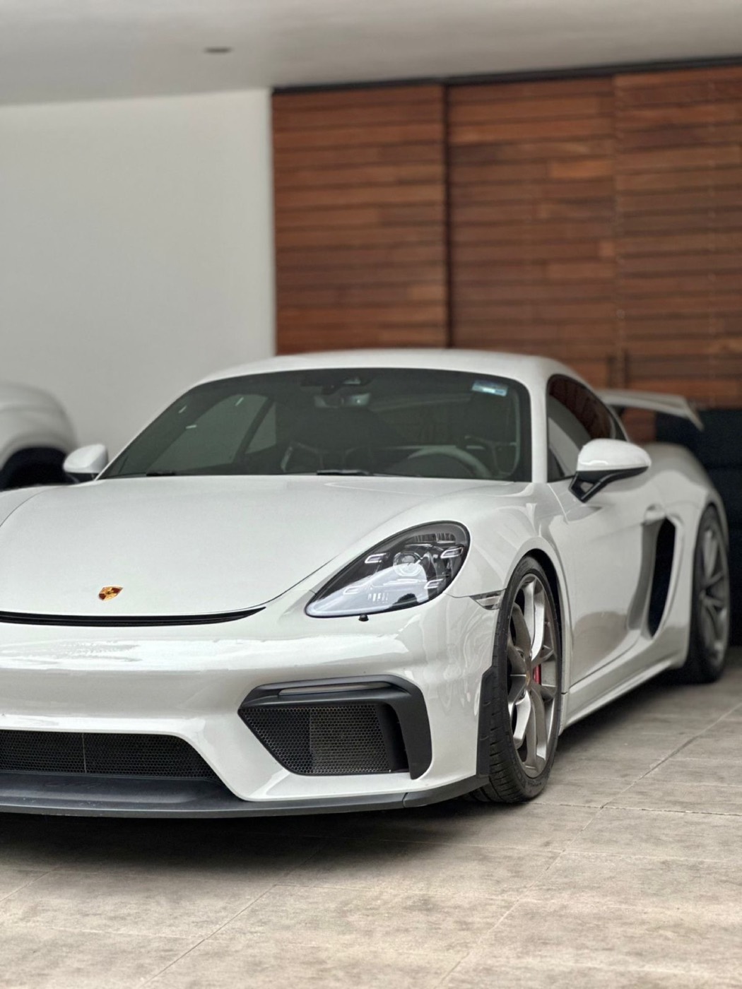 Porsche 718 Cayman GT4 2021 - 8