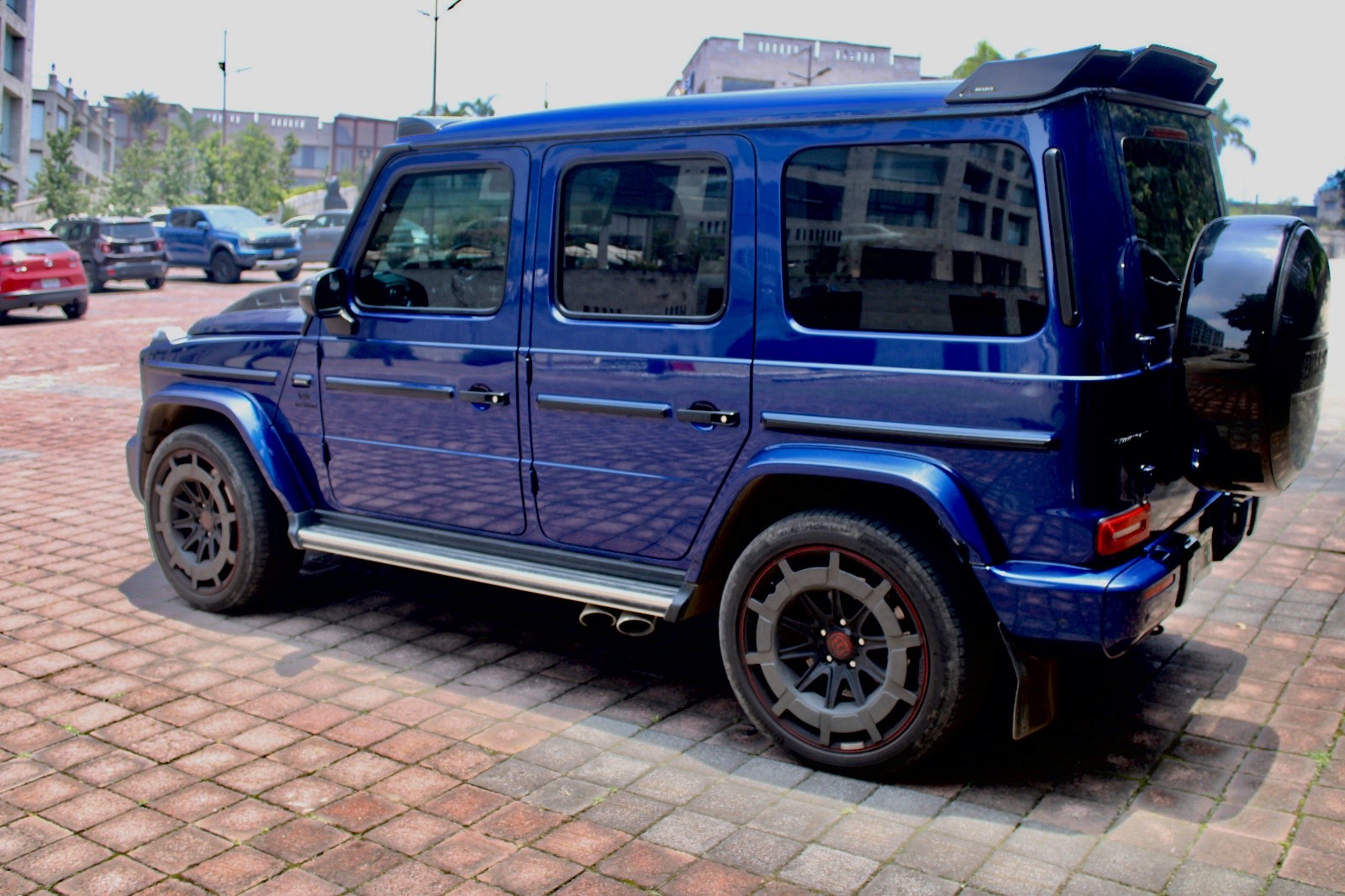 Mercedes-Benz AMG G 63 BRABUS 2023 - 3
