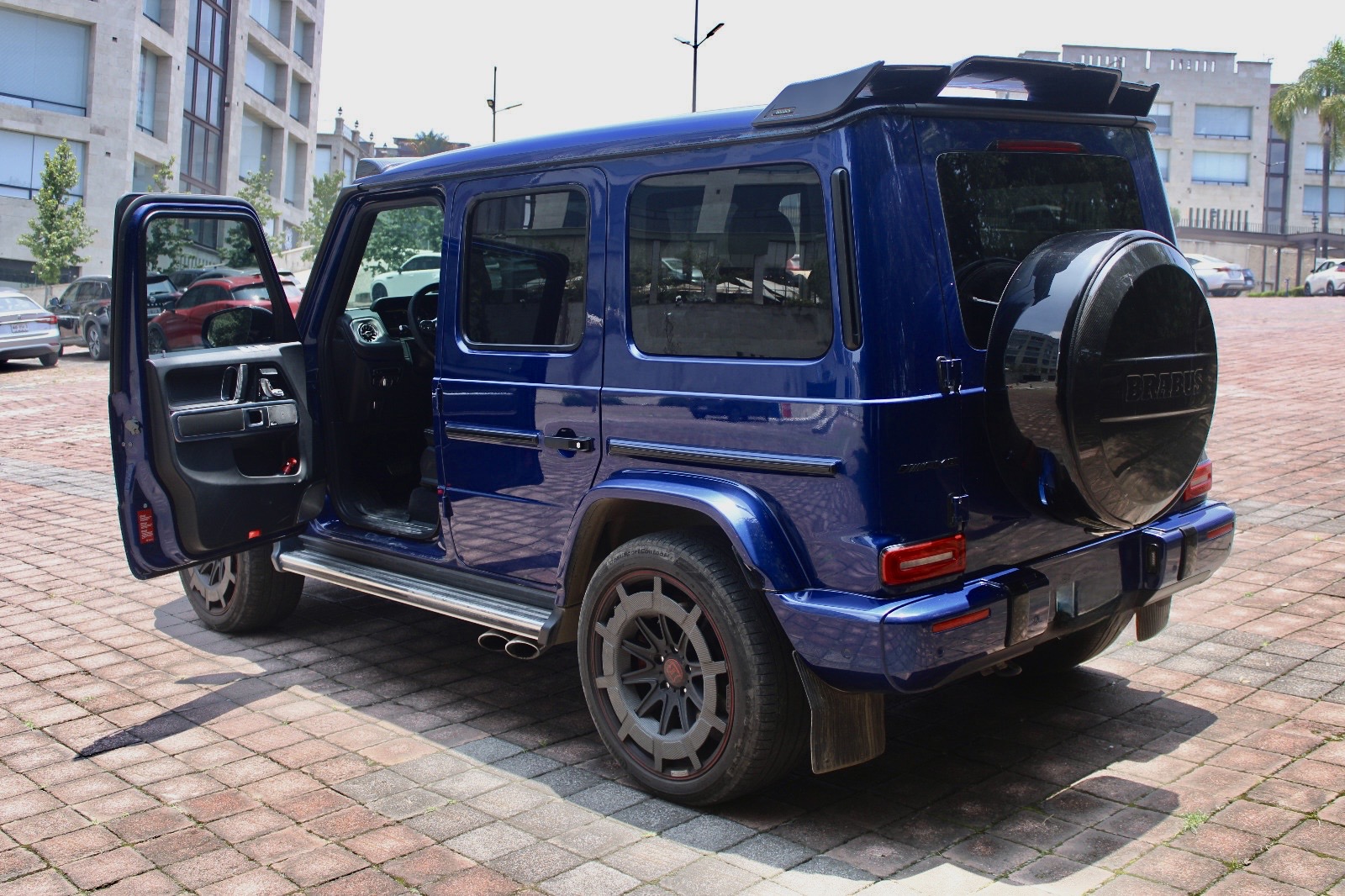 Mercedes-Benz AMG G 63 BRABUS 2023 - 9