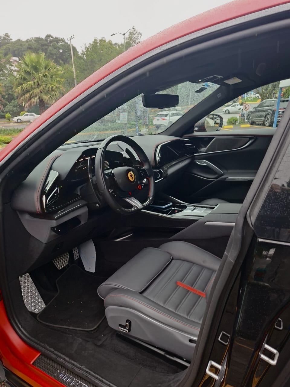 Ferrari Purosangue 2024 - 7